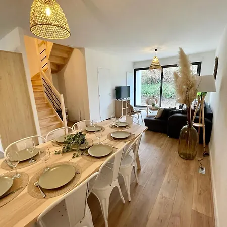 Spacious House For Up To 10 People In Prázdninový dům *