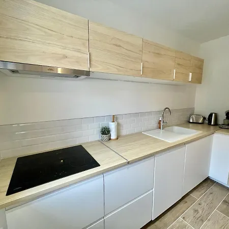 Spacious House For Up To 10 People In * Vertou