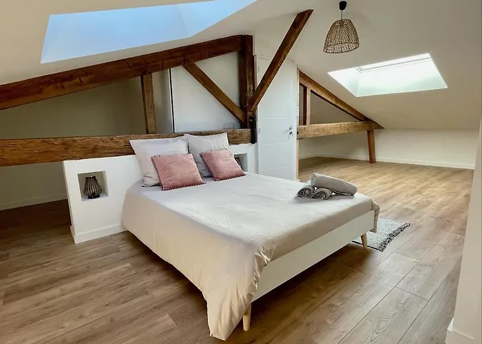 Spacious House For Up To 10 People In Hébergement de vacances Vertou