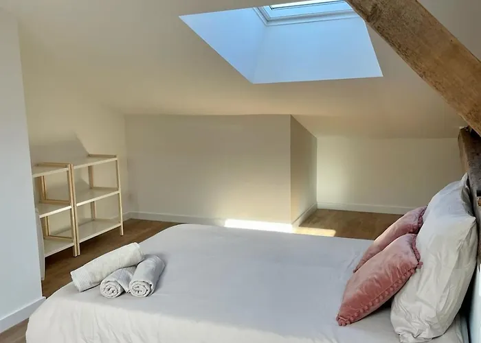 Hébergement de vacances Spacious House For Up To 10 People In